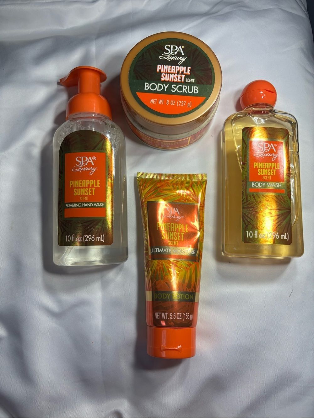 New 4 Pineapple Sunset Body Care Set - Orange